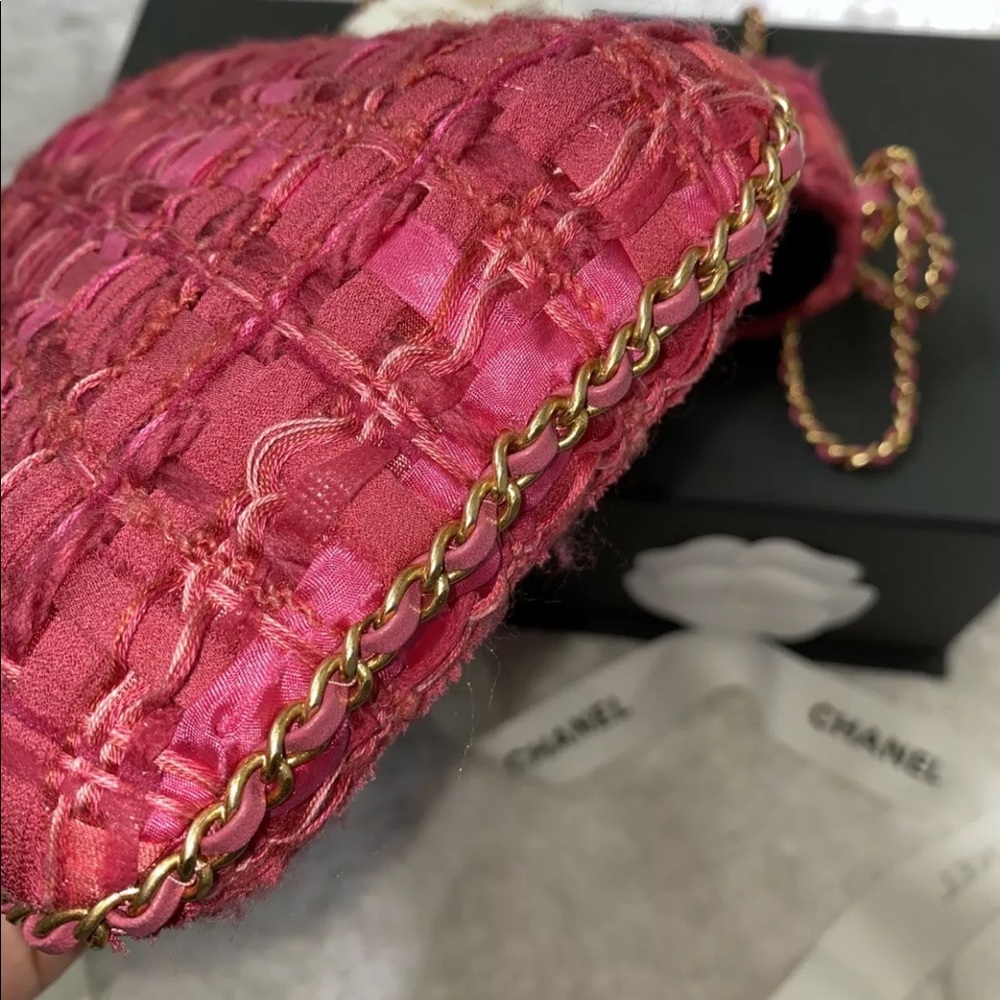 Auth Chanel tweed chain around phone holder purse pink cross body runway bag - Picture 8 of 12